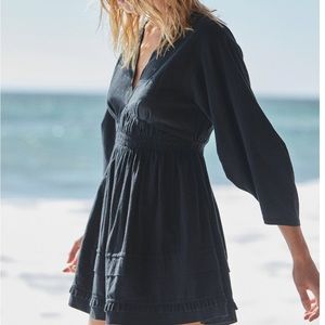 Freeway Black Long Sleeve Dress